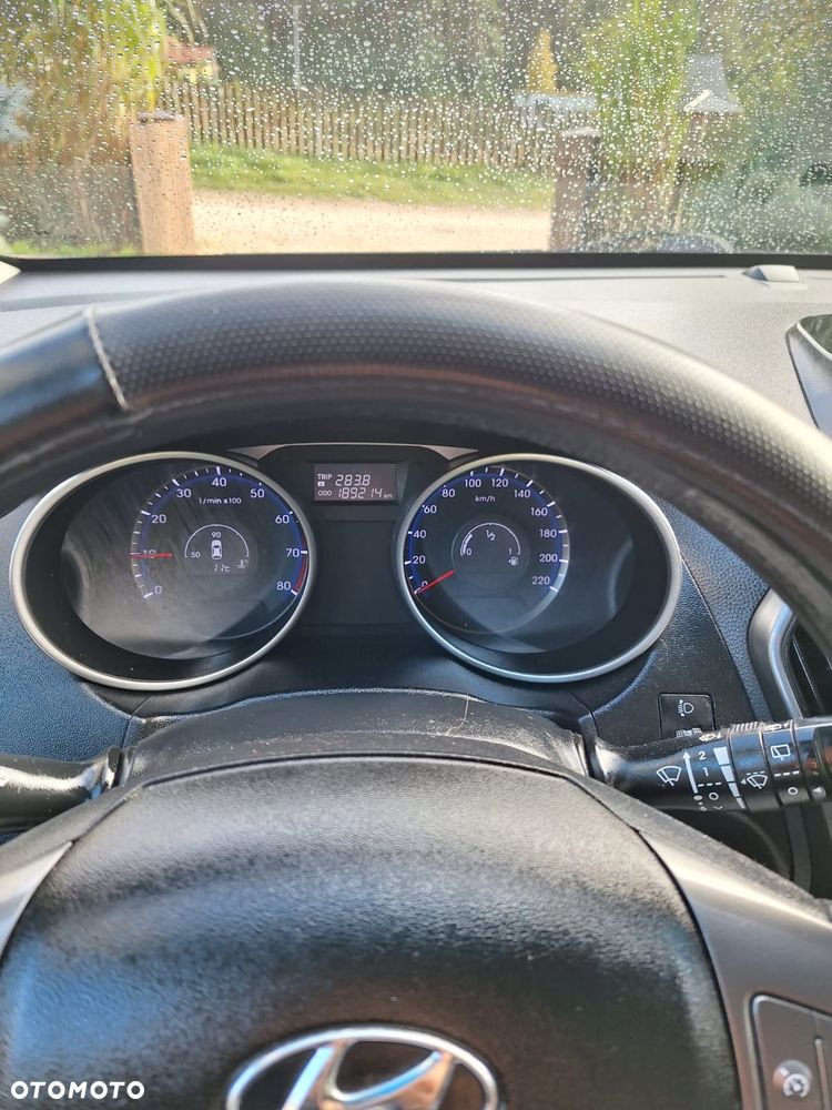 Hyundai ix35 - 16