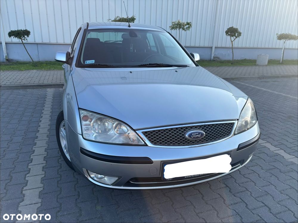 Ford Mondeo 2.0 TDDi Ghia - 22