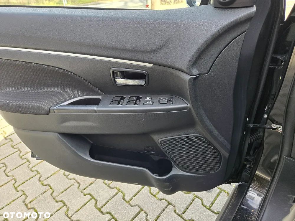 Mitsubishi ASX 1.8 DID Intense 4WD AS&G - 14