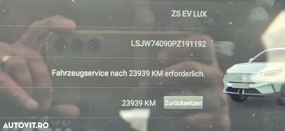 MG ZS EV Maximal Luxury - 12