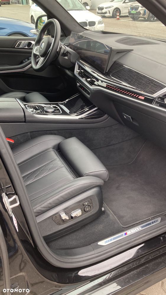 BMW X7 - 29