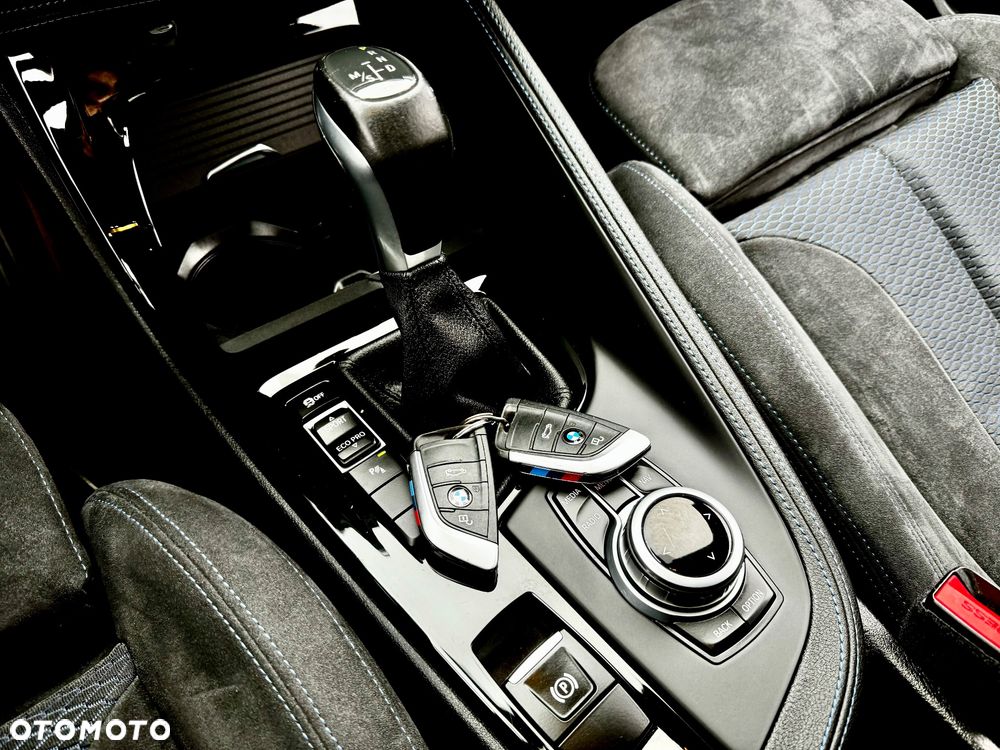 BMW X1 sDrive18d M Sportpaket - 34