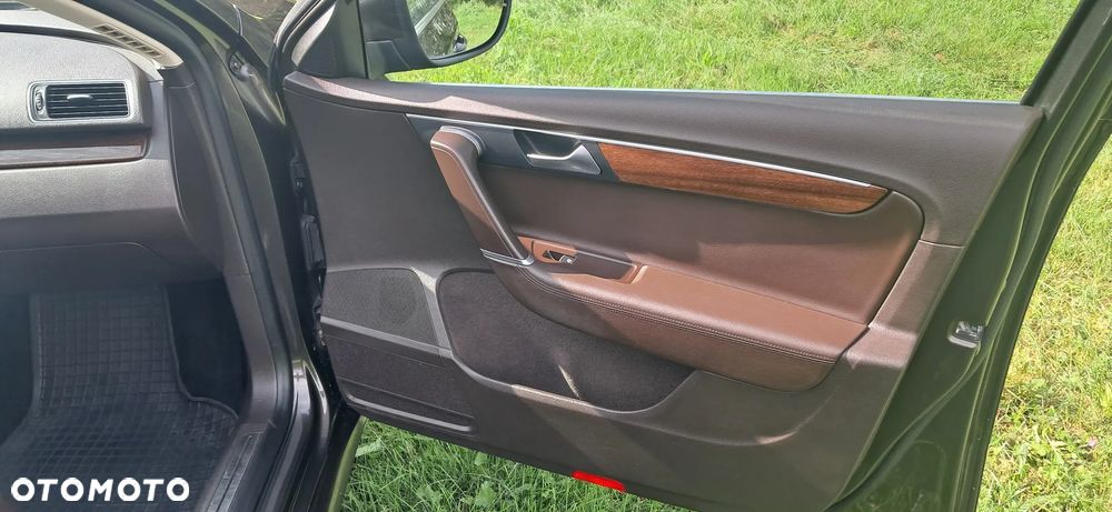 Volkswagen Passat 2.0 TDI Highline - 3