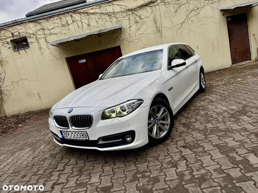 BMW Seria 5 520d xDrive Luxury Line - 1