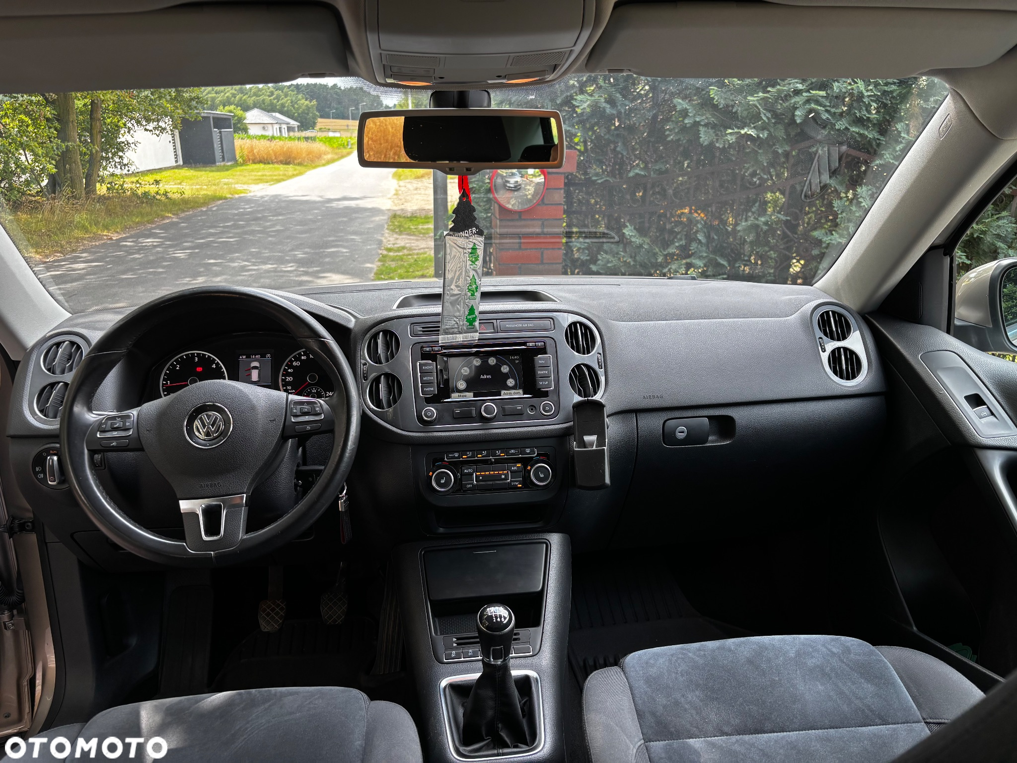 Volkswagen Tiguan 2.0 TDI 4Mot Sport&Style - 9
