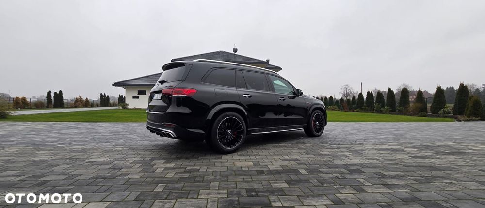 Mercedes-Benz GLS - 12