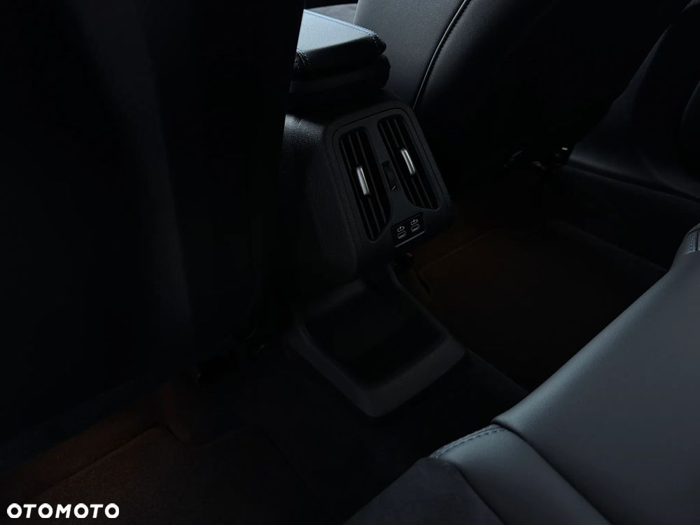 BMW X2 sDrive20i - 10