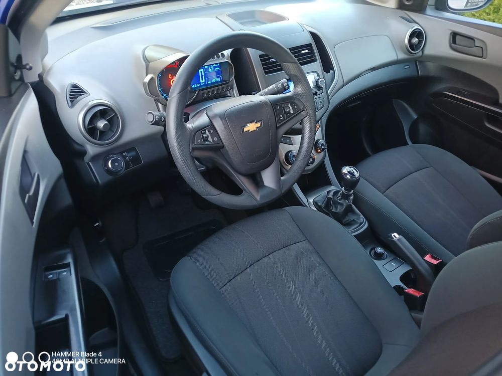 Chevrolet Aveo 1.2 LT - 18