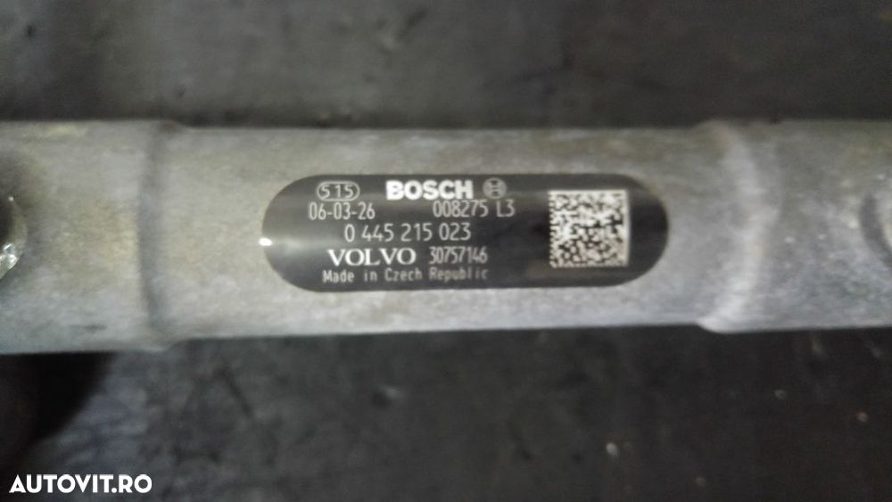 Rampa injectoare cu senzori si regulator 2.4 d d5244t volvo xc70 0445215023 028100712 - 2