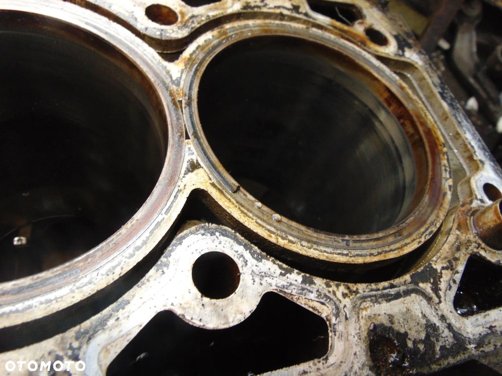 Blok silnika Opel Vectra C lift Z20NET - 6