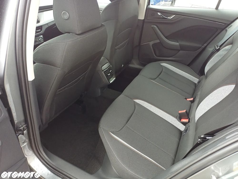 Skoda Kamiq 1.5 TSI Drive - 23