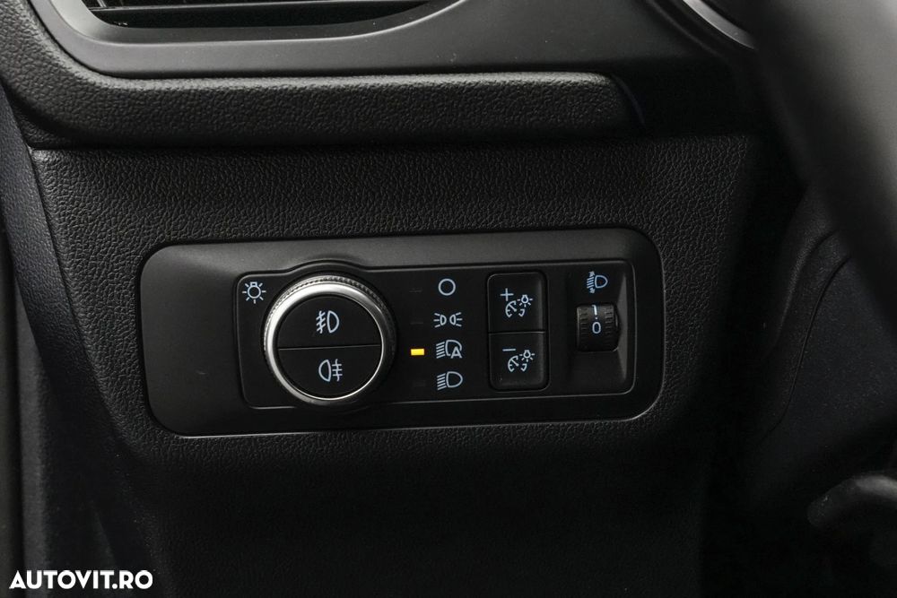 Ford Kuga 2.0 EcoBlue A8 AWD Titanium - 23