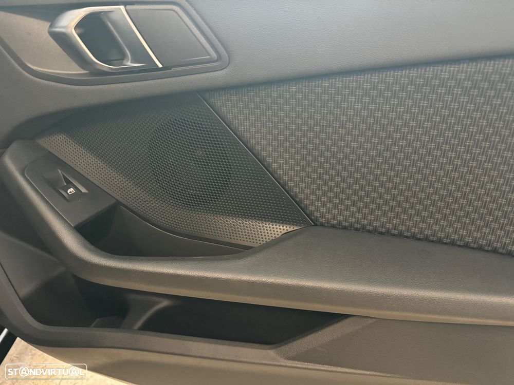 BMW 116 d Line Sport Auto - 42