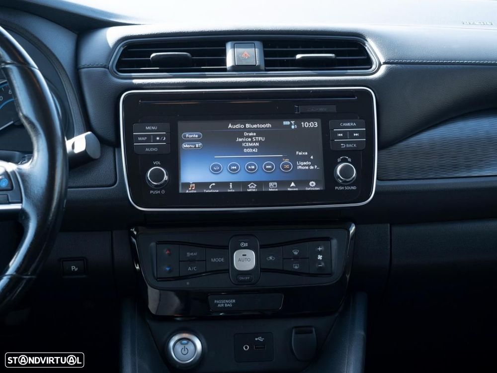 Nissan Leaf 40 kWh N-Connecta - 26