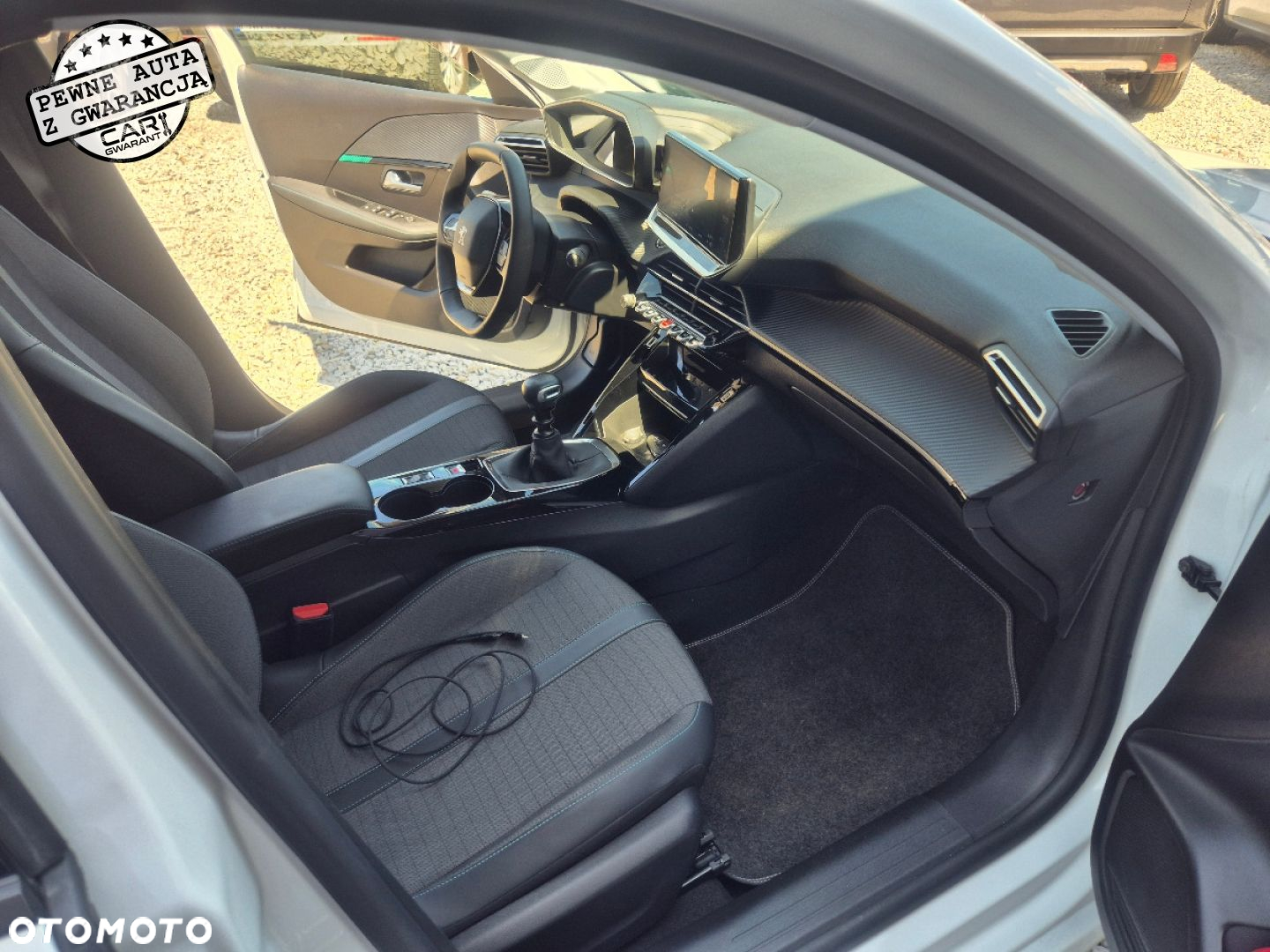Peugeot 208 - 26
