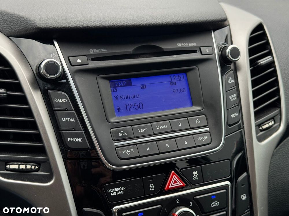 Hyundai i30 1.4 Comfort - 14