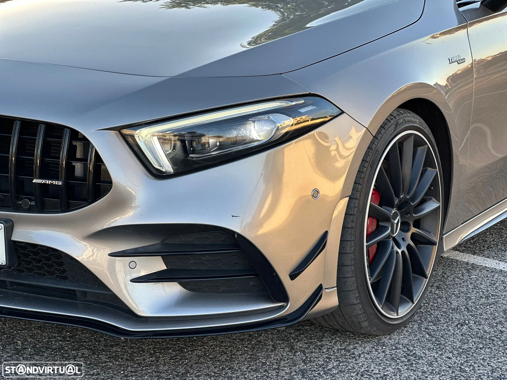 Mercedes-Benz A 35 AMG Limousine 4Matic Speedshift DCT 8G - 4