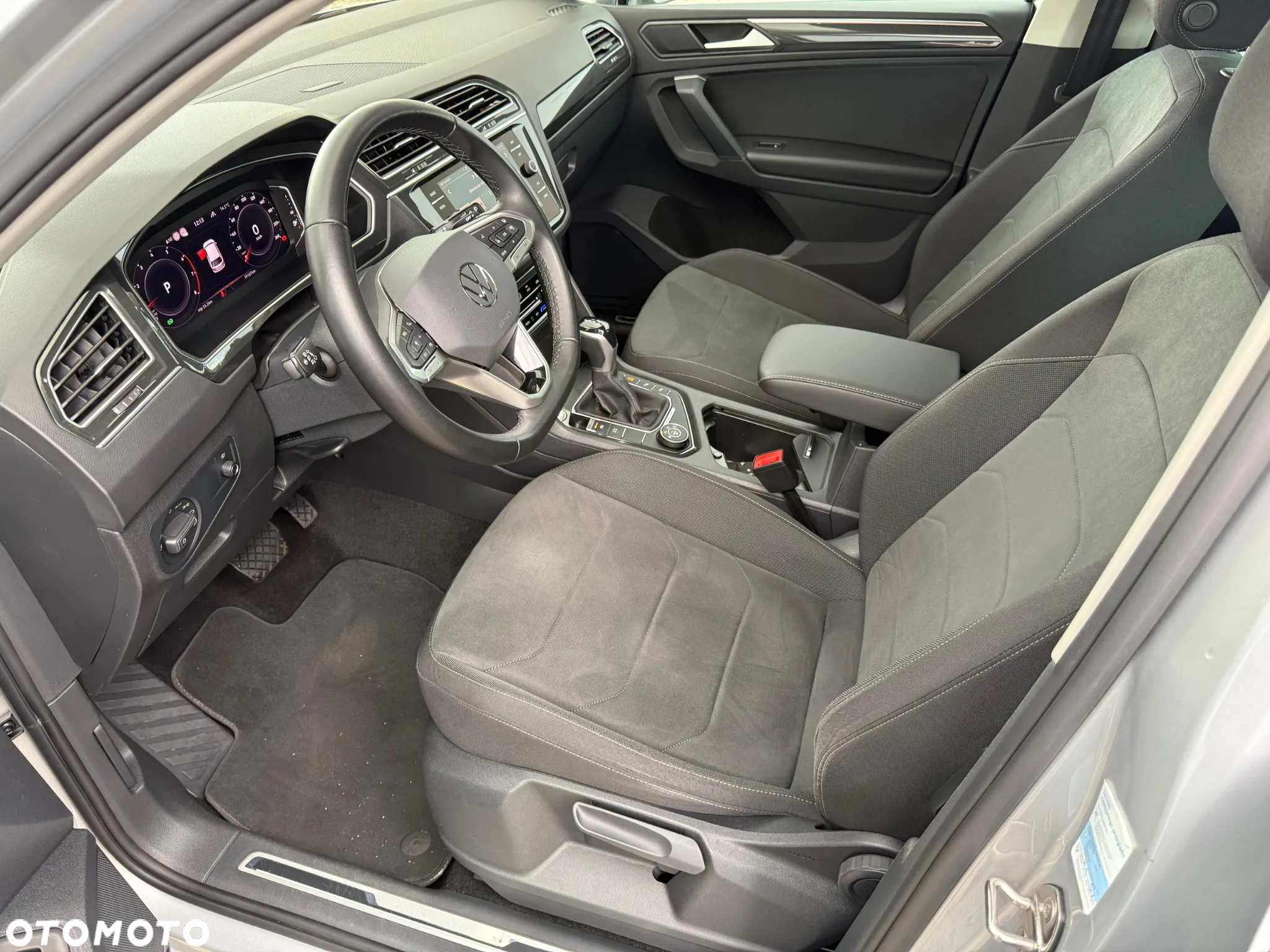 Volkswagen Tiguan 2.0 TSI 4Mot Elegance DSG - 10