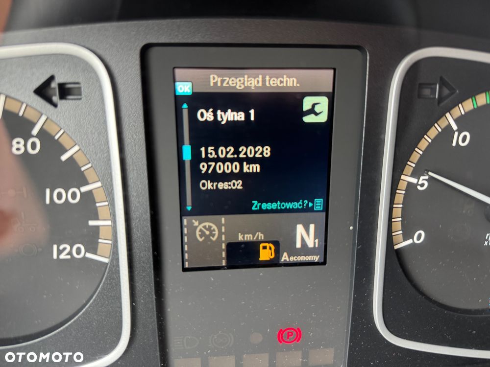 Mercedes-Benz ATEGO - 35
