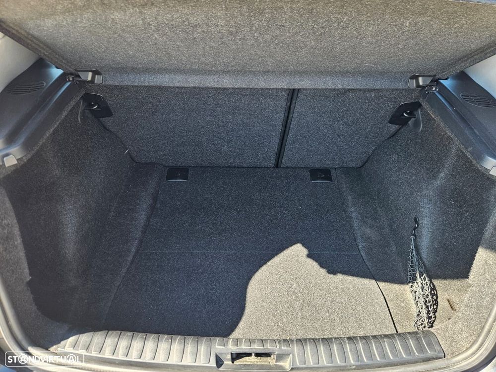 BMW 118 d Line Urban - 44