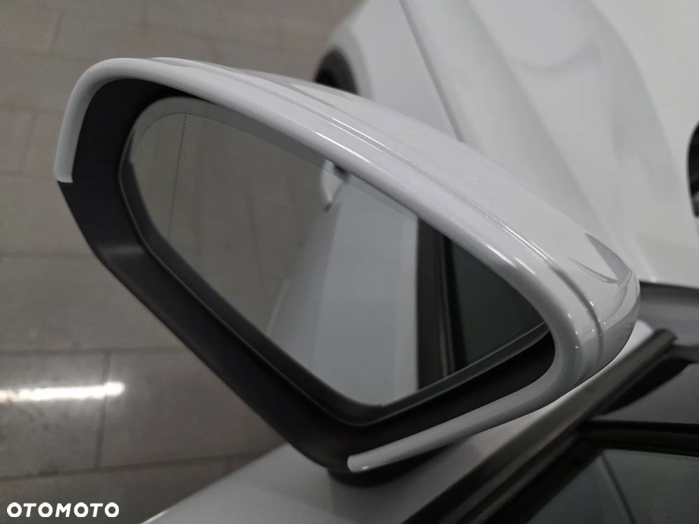 Volvo XC 40 D3 SCR R-Design - 26