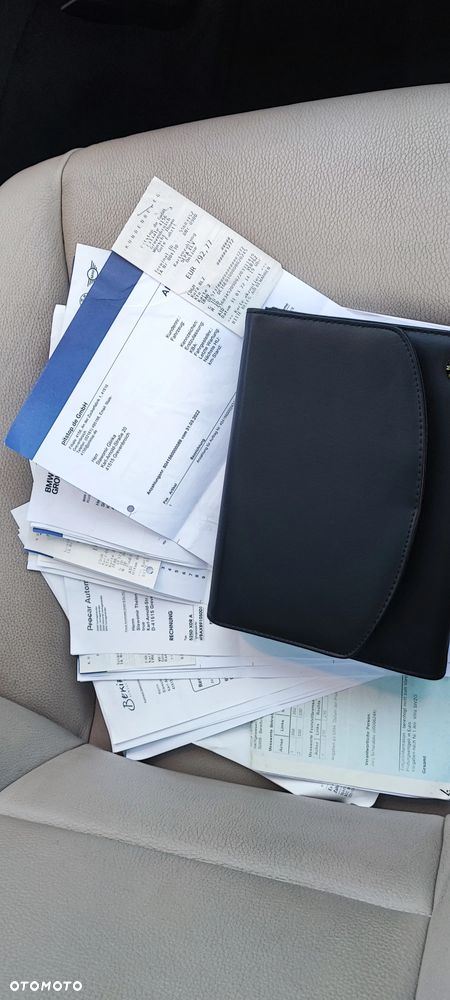 BMW Seria 5 525d xDrive - 31