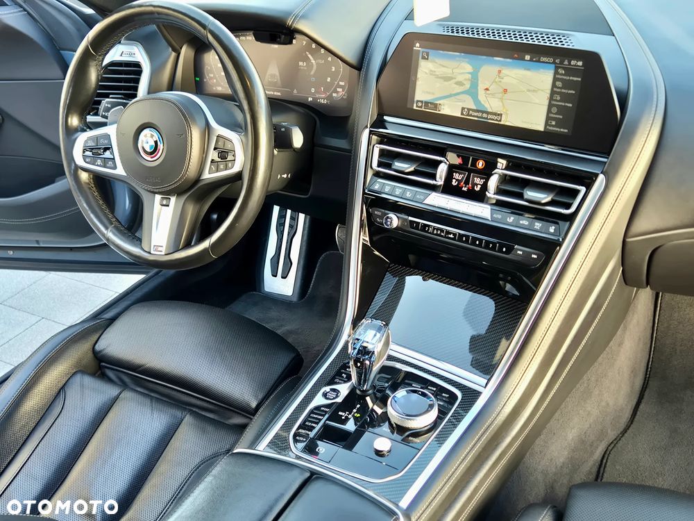 BMW Seria 8 840i - 15