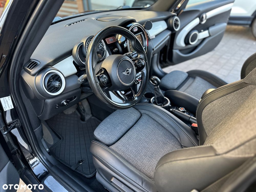 MINI Cooper - 12