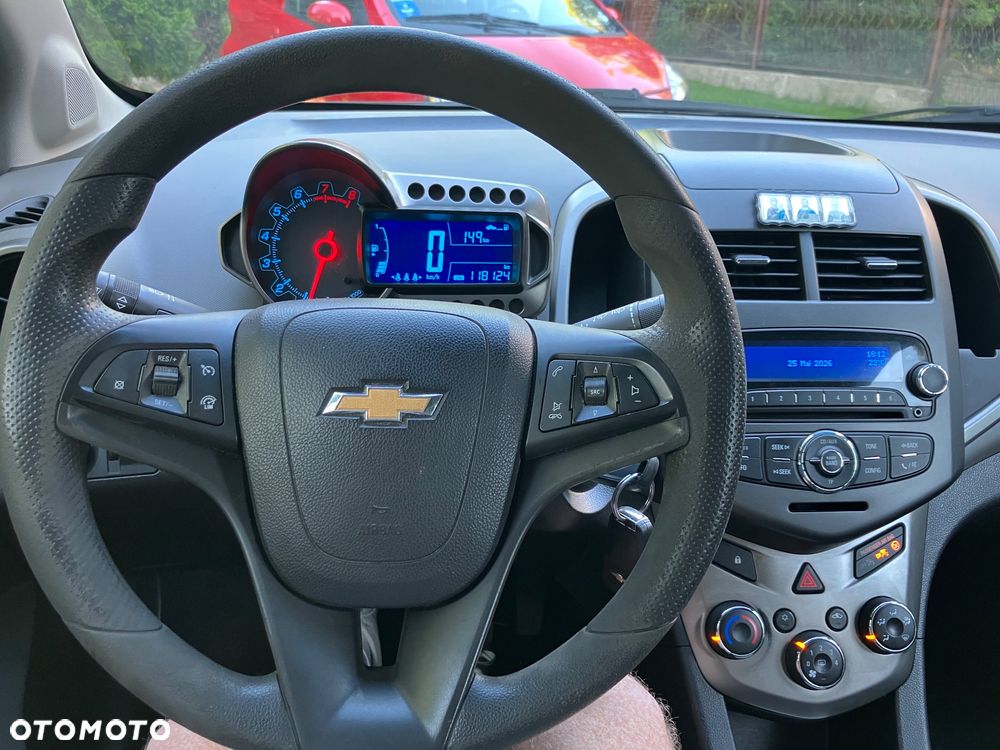 Chevrolet Aveo 1.4 16V LT EU5 - 10