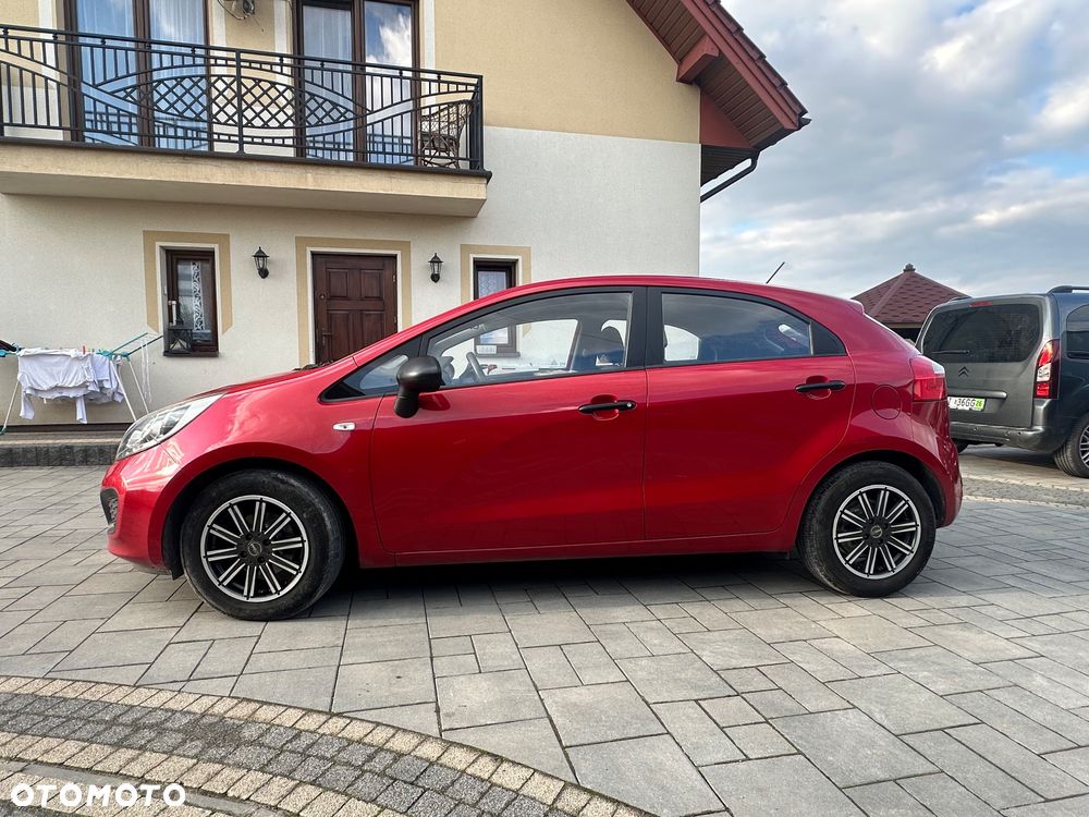 Kia Rio 1.2 Attract - 5