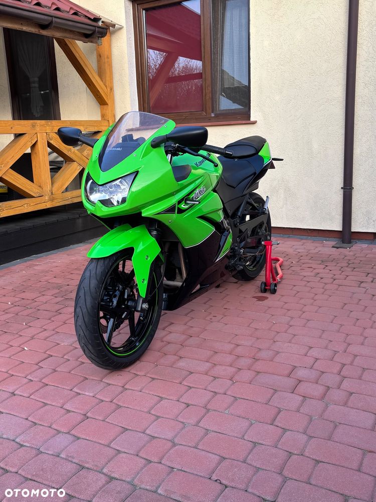 Kawasaki Ninja 250R - 1