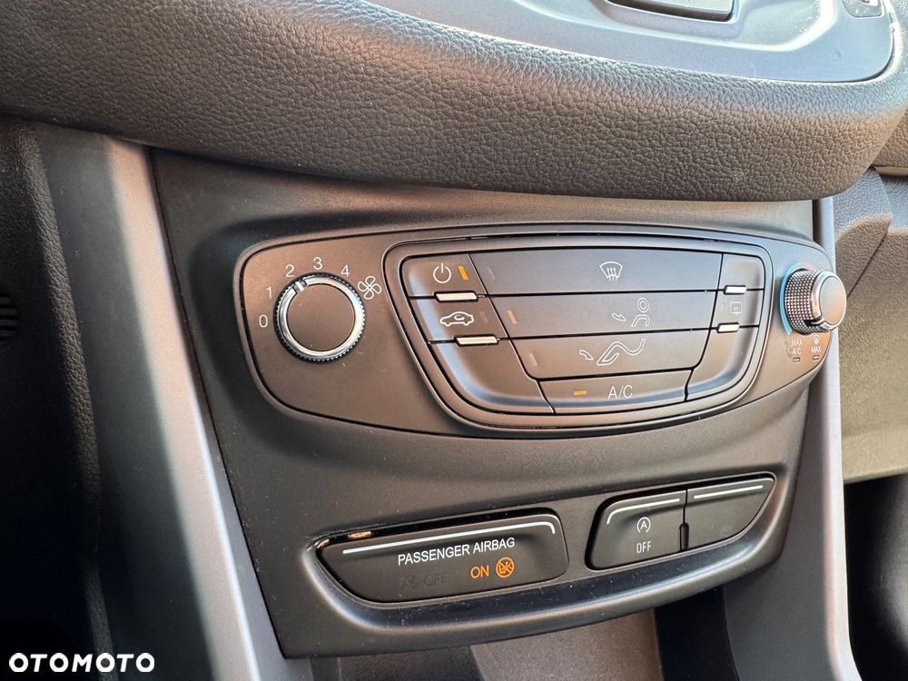 Ford B-MAX 1.0 EcoBoost Titanium EU6 - 27