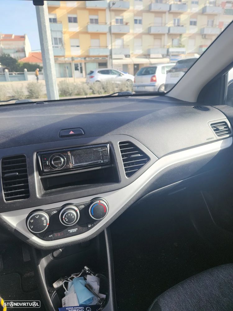 Kia Picanto 1.0 Attract - 13