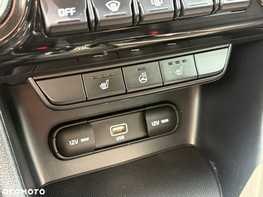 Kia Sportage 2.0 CRDI AWD Eco-Dynamics+ (48V M-H) SPIRIT - 25