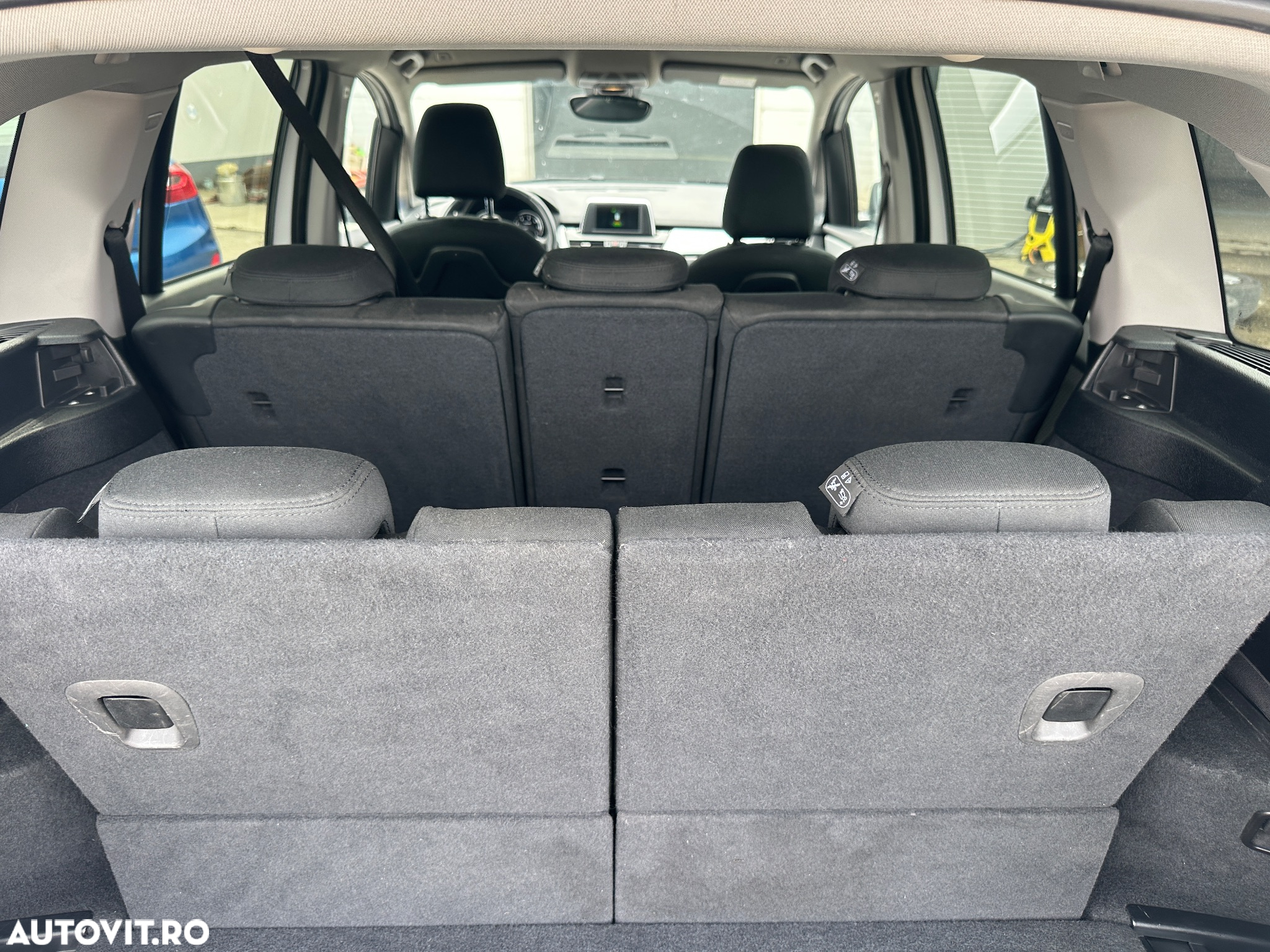 BMW Seria 2 216d Gran Tourer Sport Line - 8