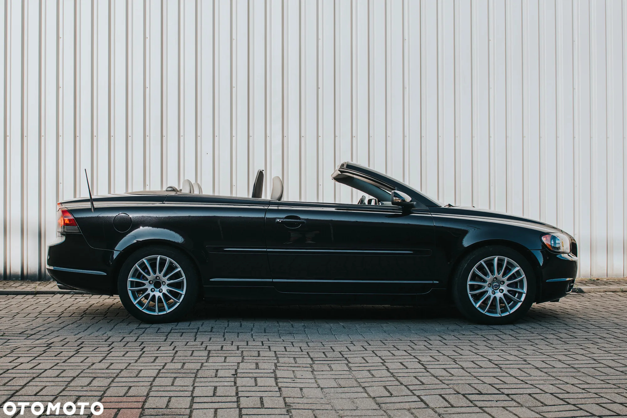 Volvo C70 2.4D5 Summum - 6
