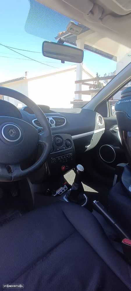 Renault Clio ver-1-2-tce-gt-j15 - 8