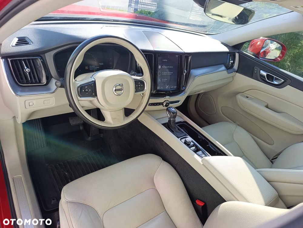Volvo XC 60 T5 GPF AWD Momentum - 12