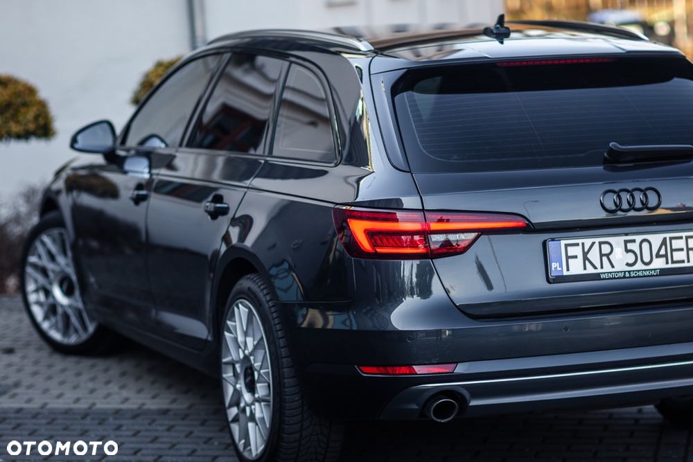 Audi A4 Avant 2.0 TDI S tronic - 16