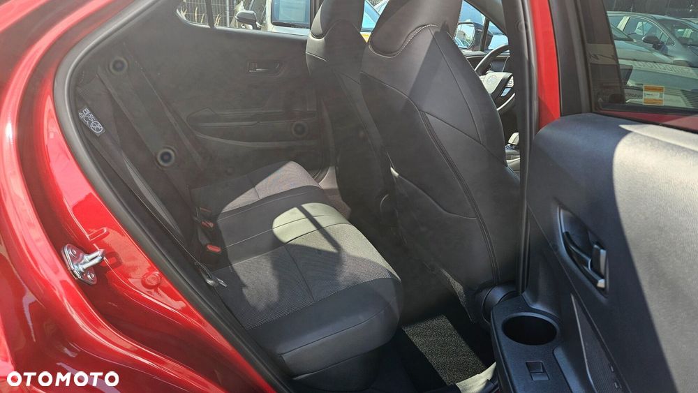 Toyota C-HR - 7