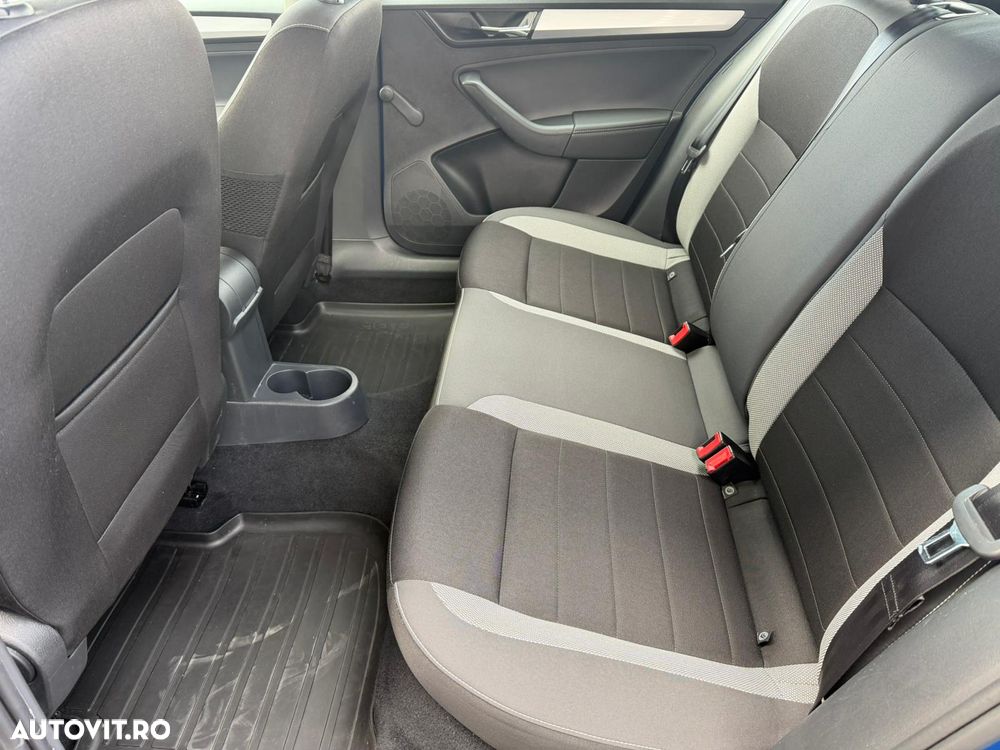 Skoda RAPID 1.0 TSI Style - 14