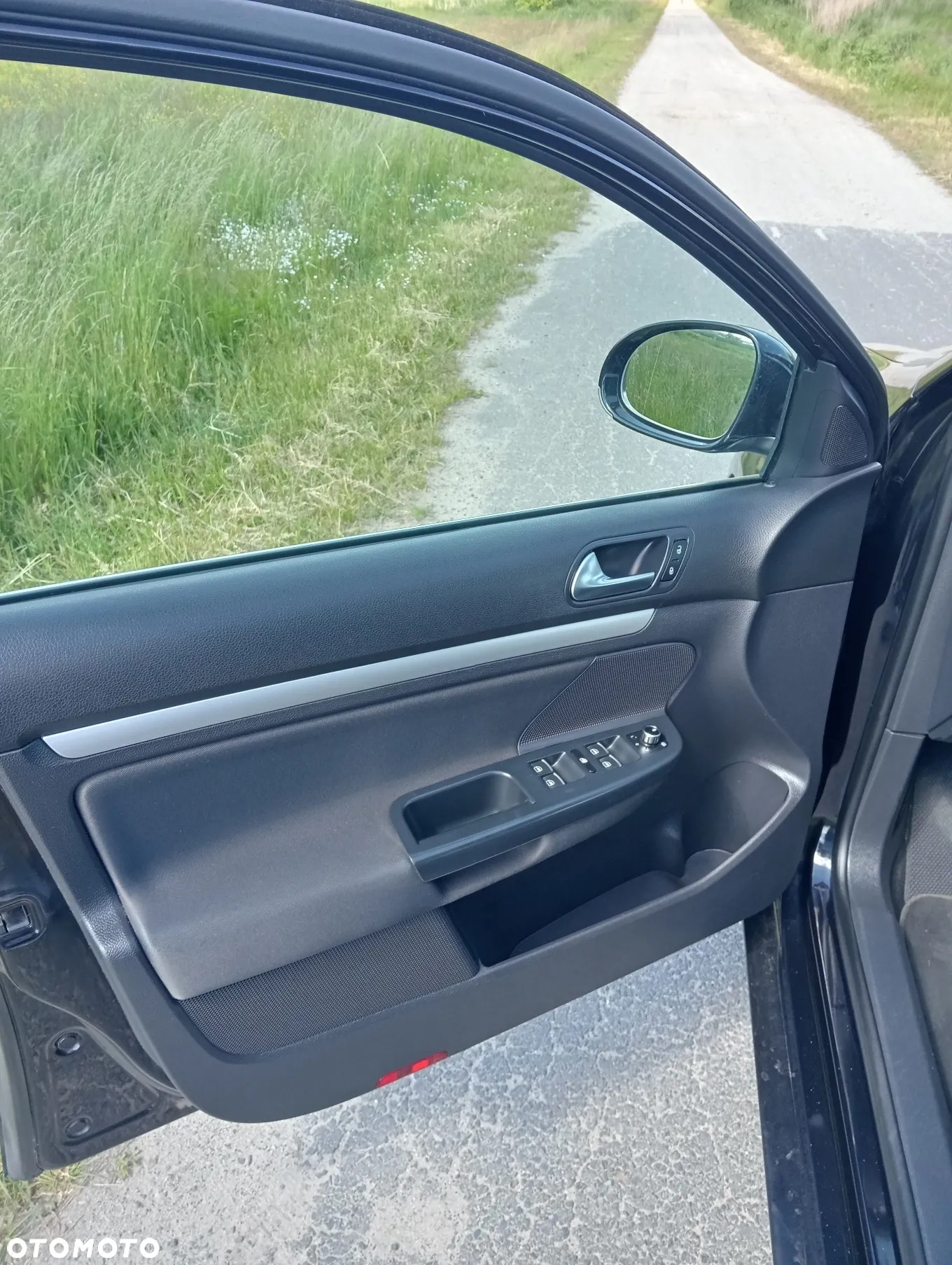 Volkswagen Golf VI 2.0 TDI Highline DSG - 27