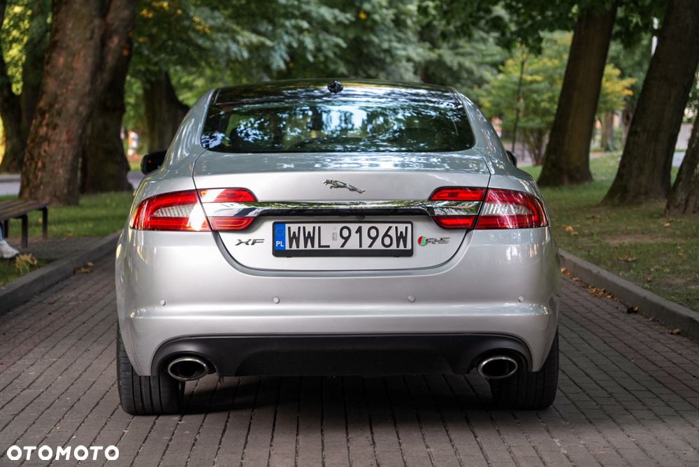 Jaguar XF 3.0 V6 D S Luxury - 6