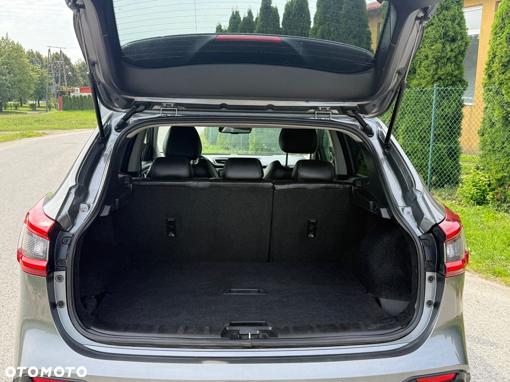 Nissan Qashqai 1.6 DCi Tekna - 19