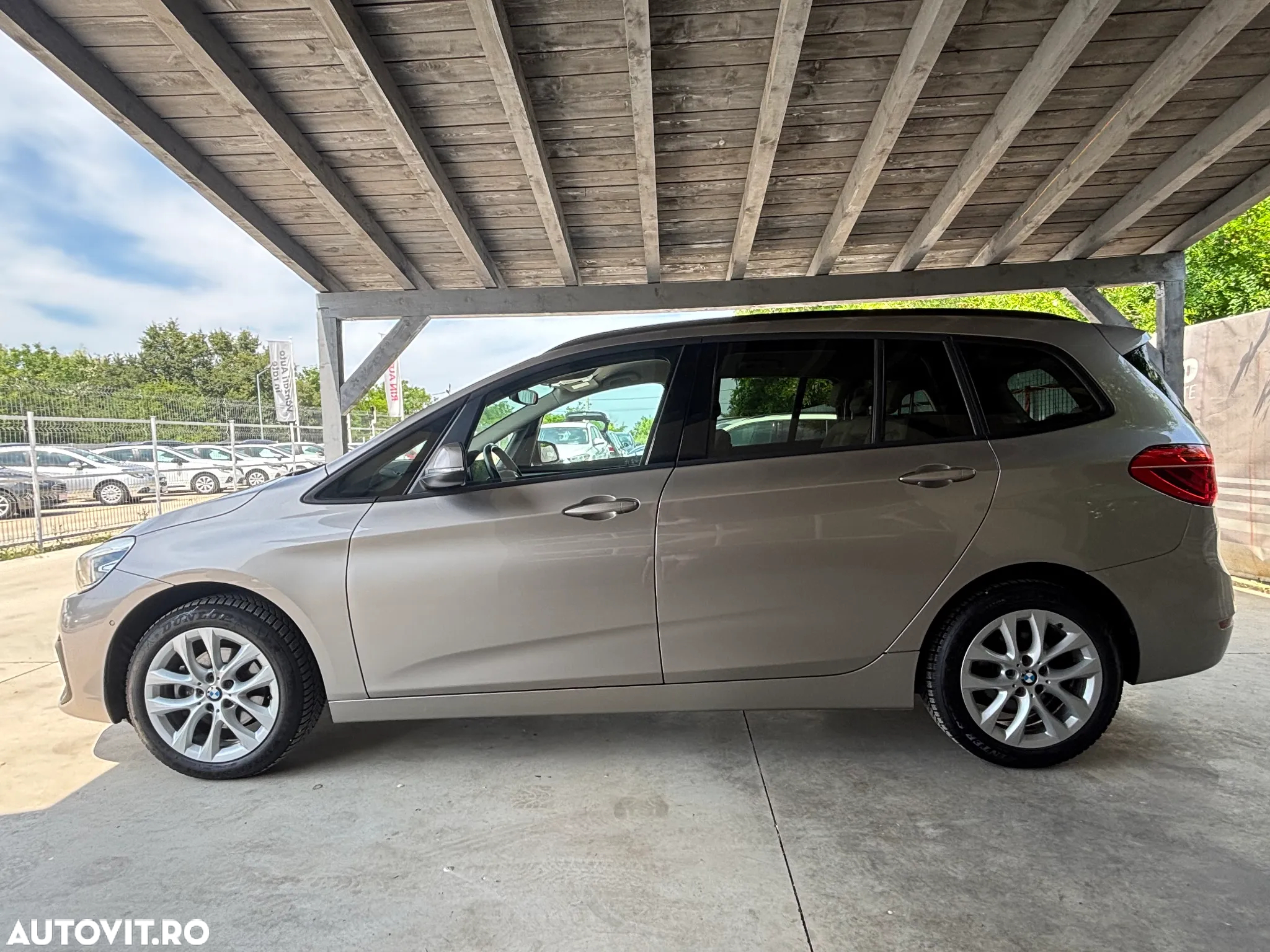 BMW Seria 2 216d Gran Tourer Aut. - 6