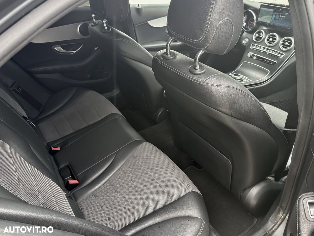 Mercedes-Benz C 220 d Aut - 24