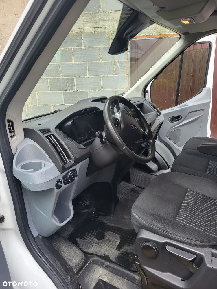 Ford Transit - 10