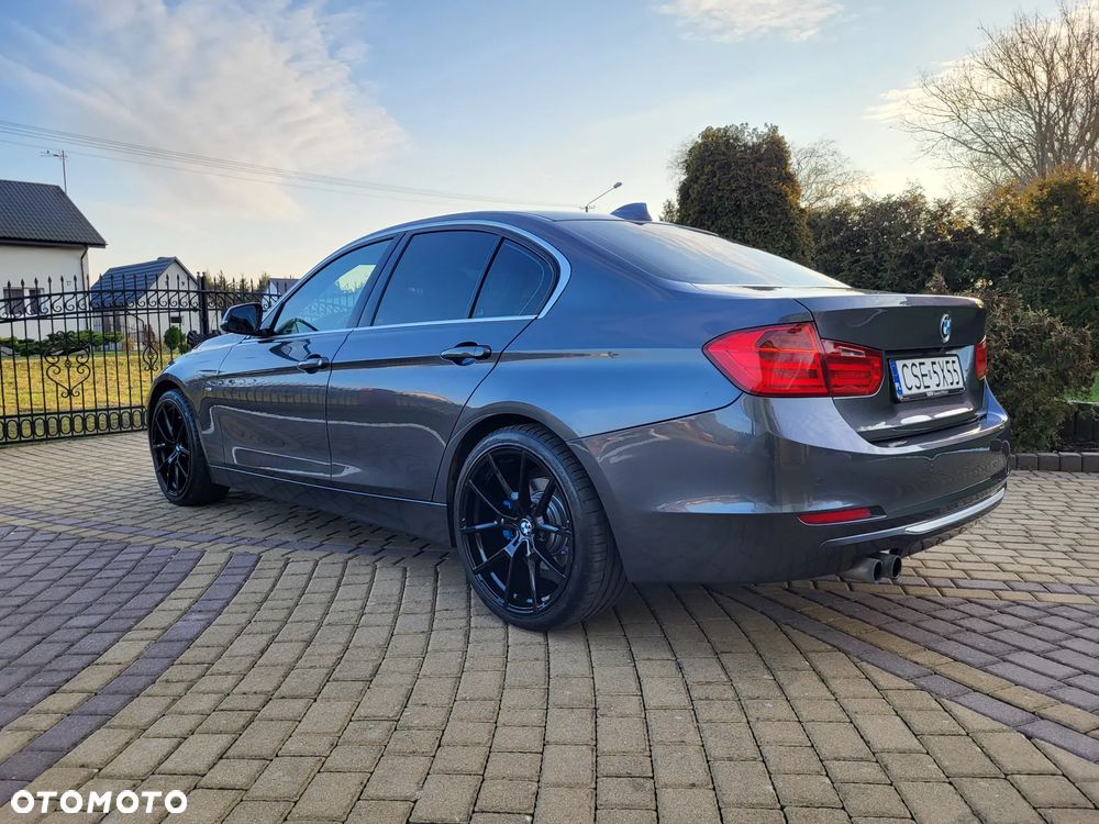 BMW Seria 3 328i Modern Line - 8