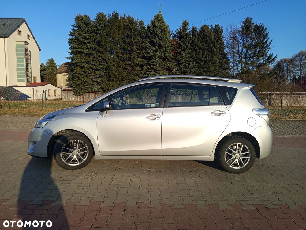Toyota Verso 1.6 D-4D Active - 10