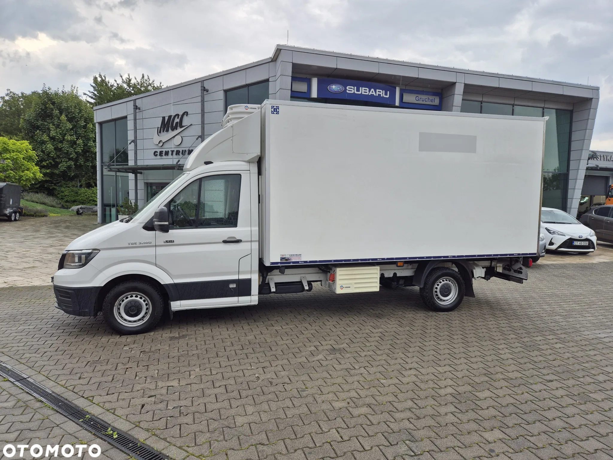MAN TGE 3.180 DSG 4Motion / 4X4 / CHŁODNIA MITSUBISHI / WINDA ZEPRO 750KG / WEBASTO / BEZWYPADKOWY / 8 EUROPALET / STAN IDEALNY / RZADKOŚĆ NA RYNKU! - 12
